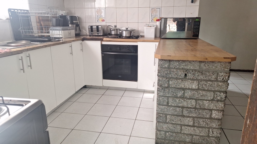 5 Bedroom Property for Sale in Retreat Western Cape